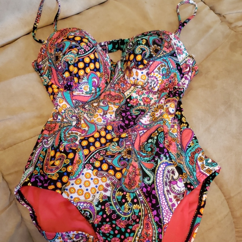One piece swimsuit